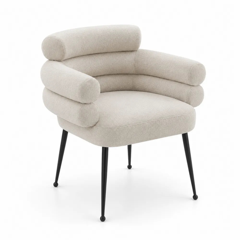 Poltrona in Tessuto Bouclé con Gambe in Metallo Nero